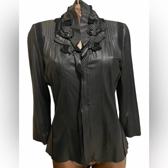 Gorgeous Elie Tahari Leather Jacket - Picture 2 of 14